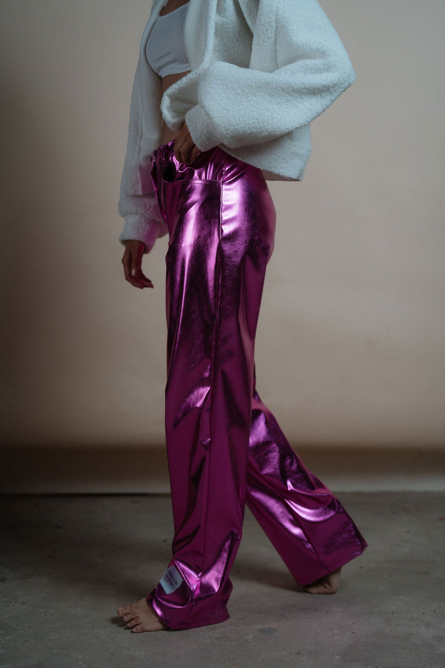 Metallic Pants in fuchsia