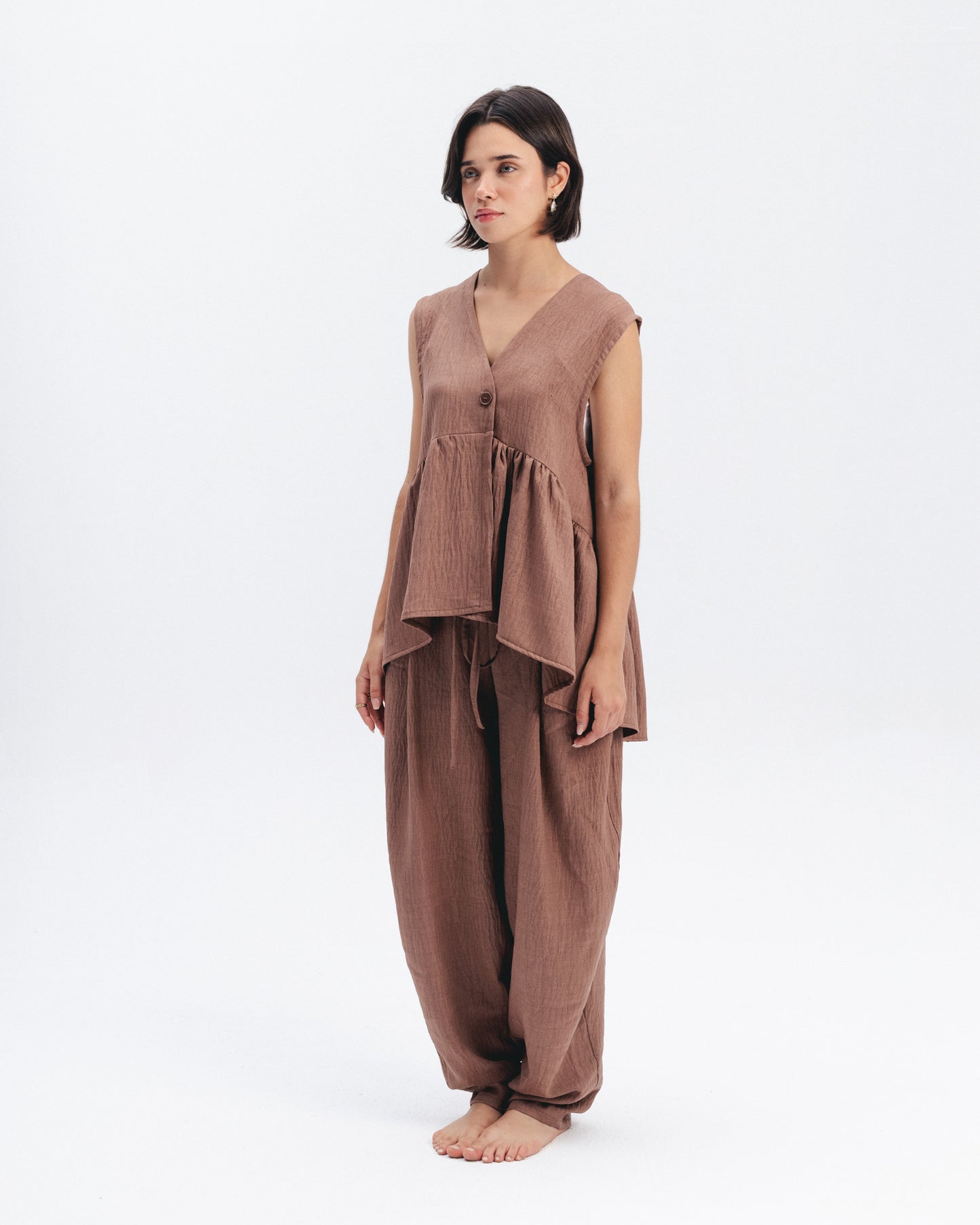 Sleeveless Linen-Blend Top in Brown