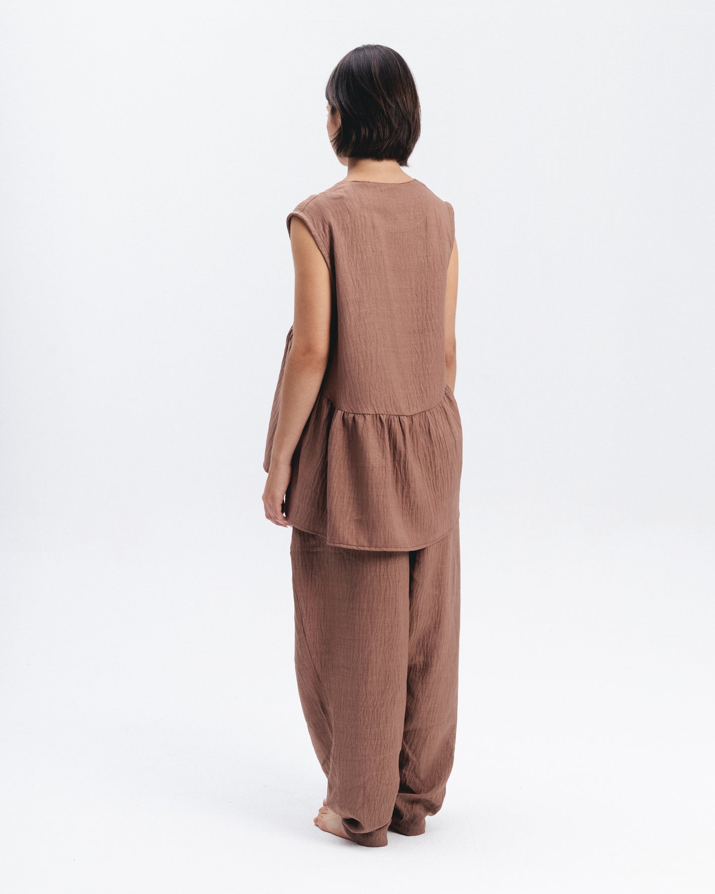 Sleeveless Linen-Blend Top in Brown