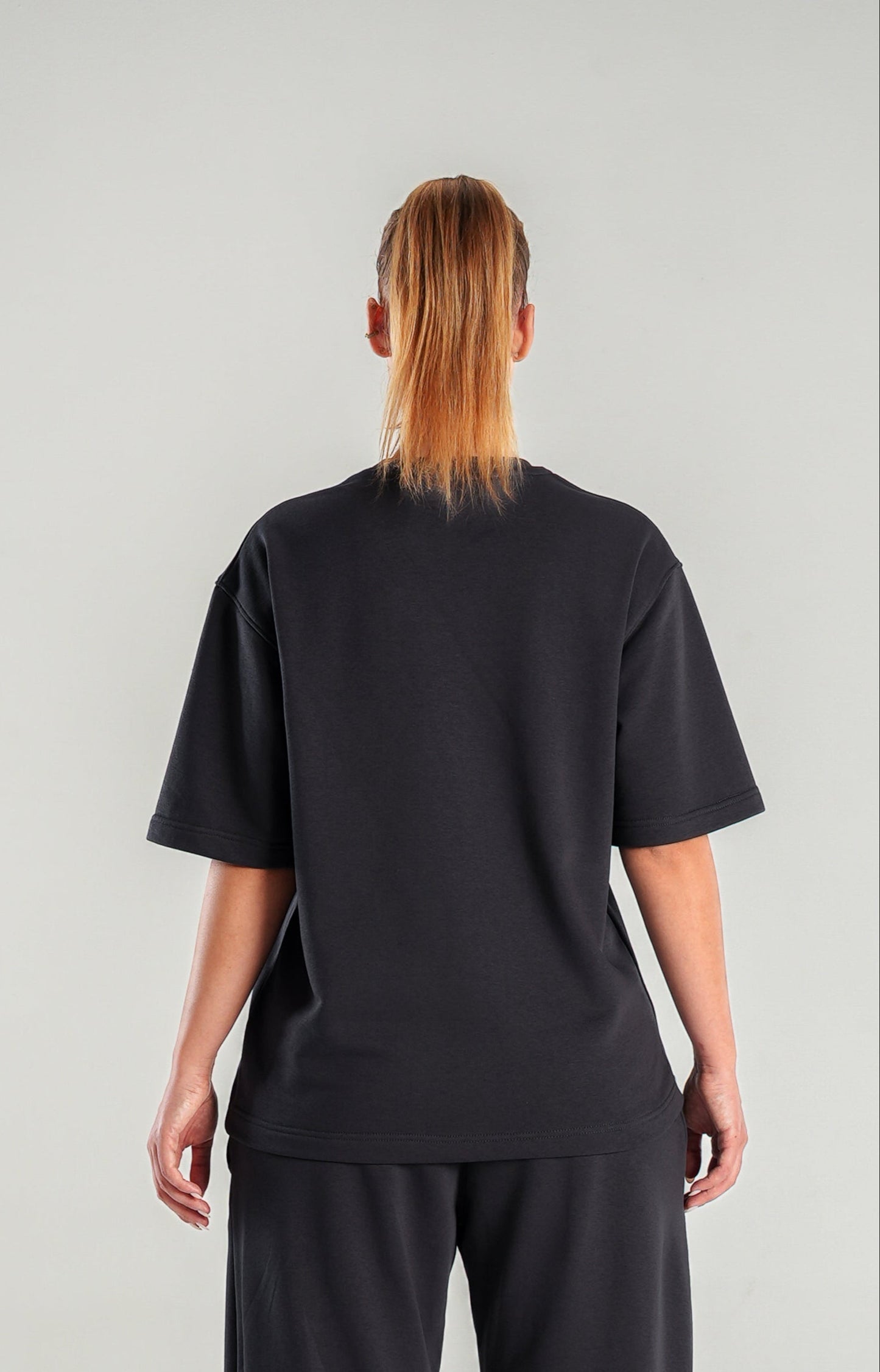 The Basic "Bent Abouha" T-shirt in Grey