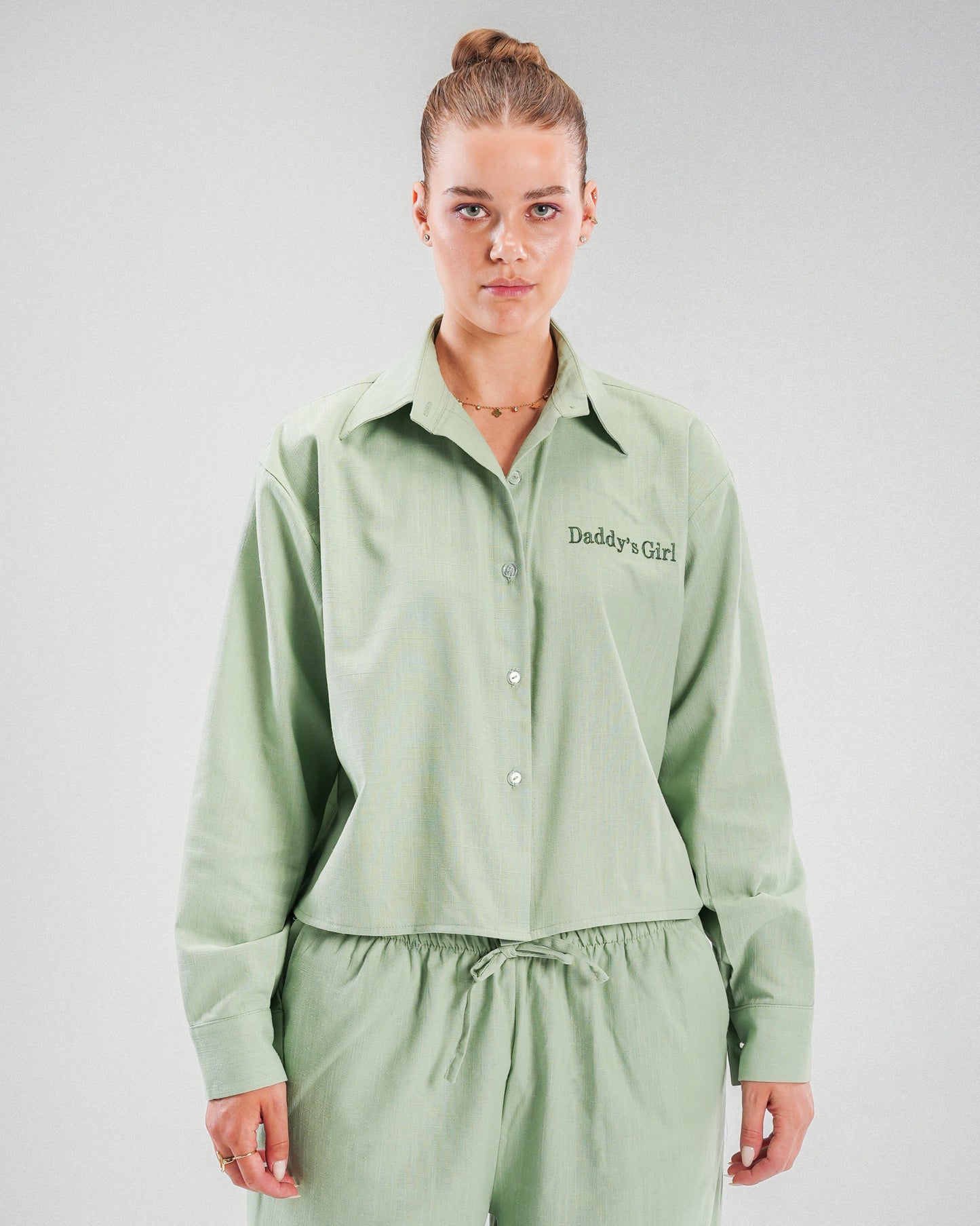 Long Sleeve Linen Chemise in Green