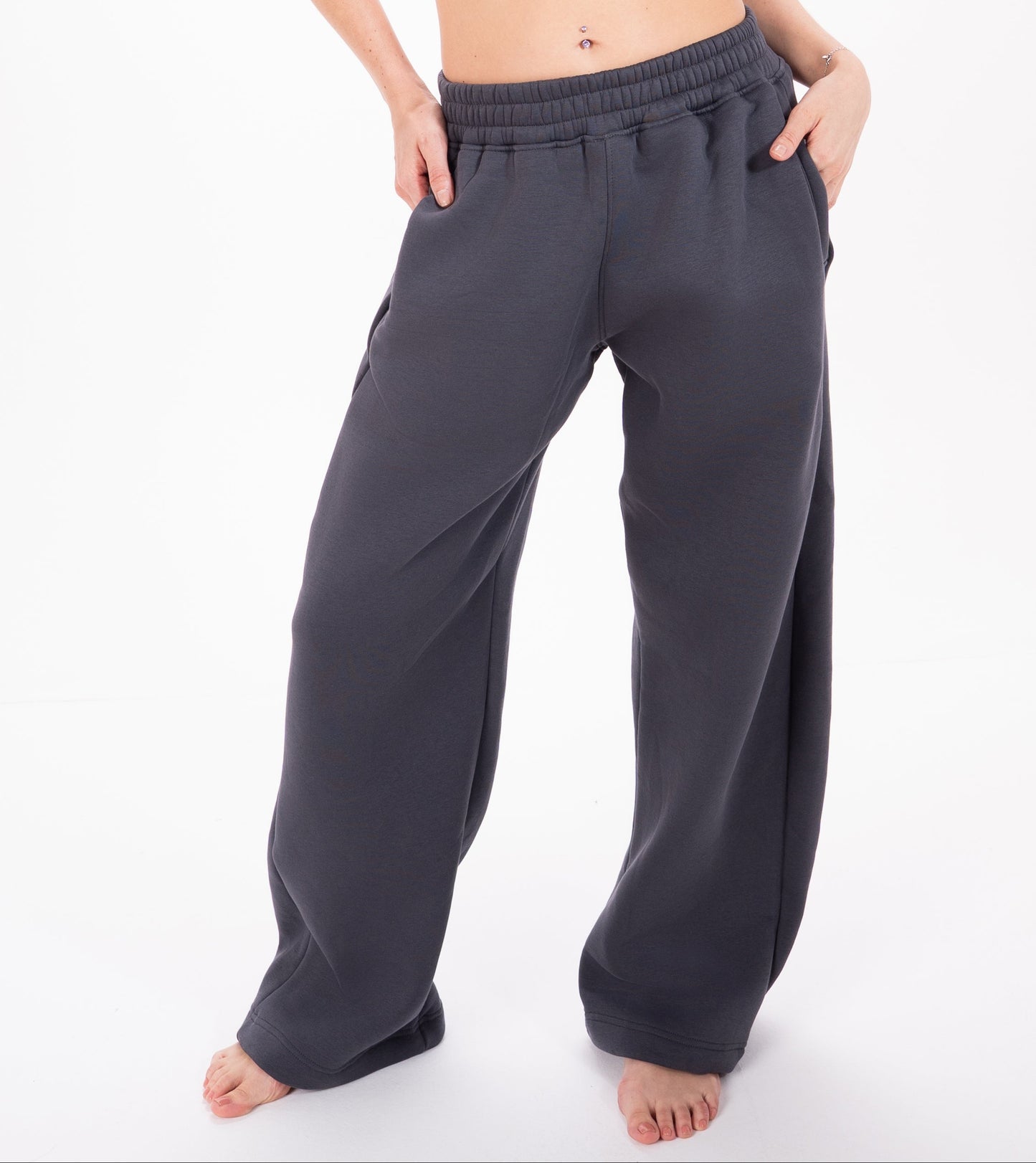 Wide-Leg Sweatpants in  Dark Grey