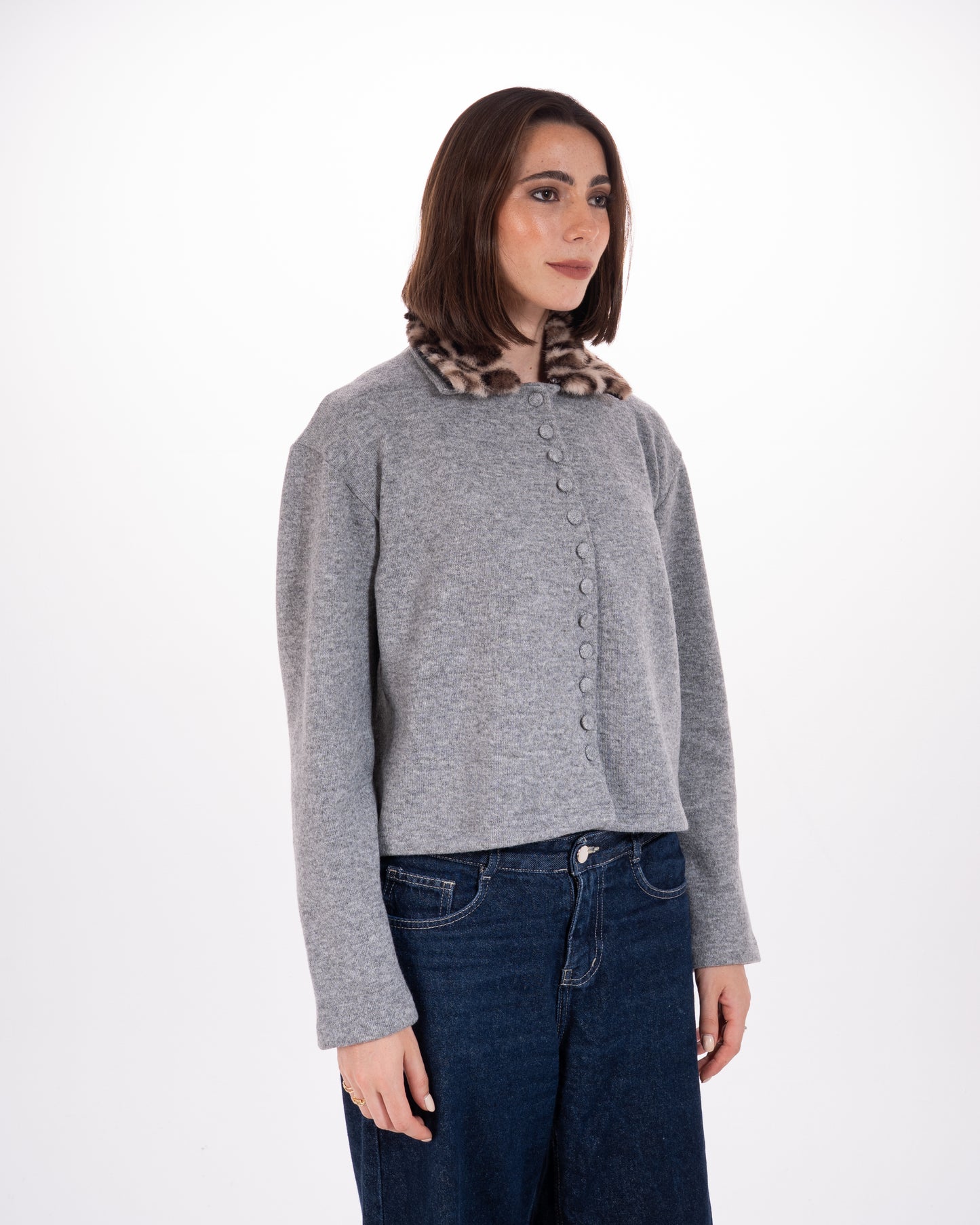 Leopard Print Collar Knit Cardigan in Grey