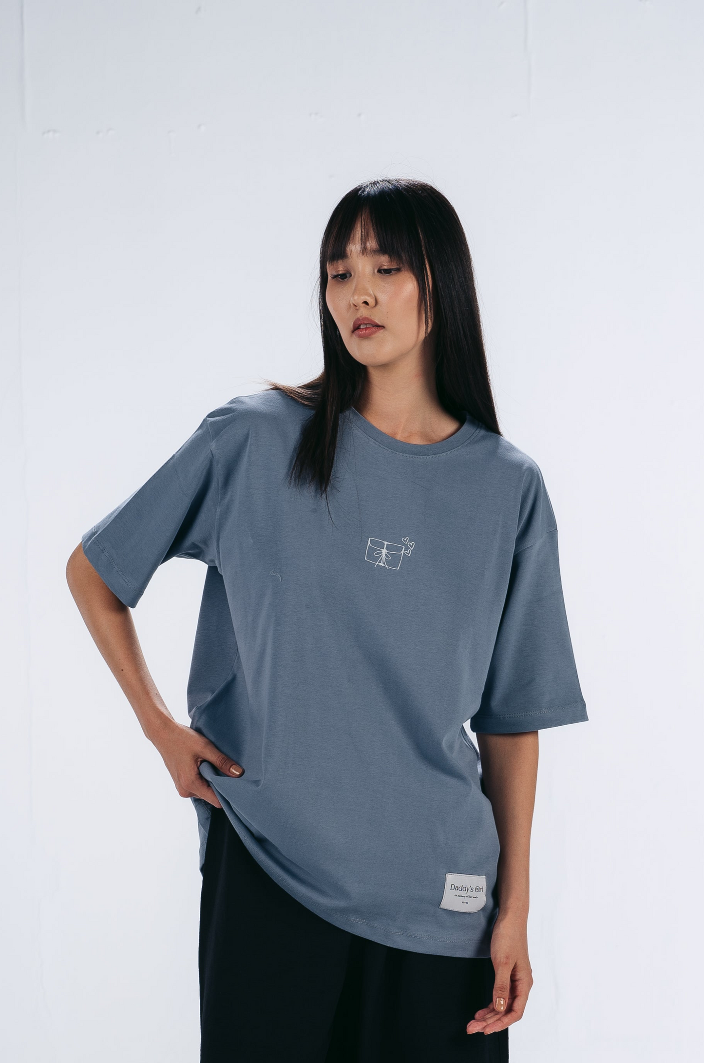 "انتي تتحبي" Over-Sized T-shirt in Blue Grey