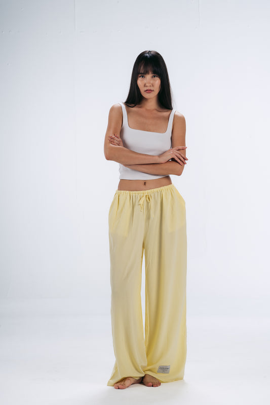 Straight Fit Pants in Yellow