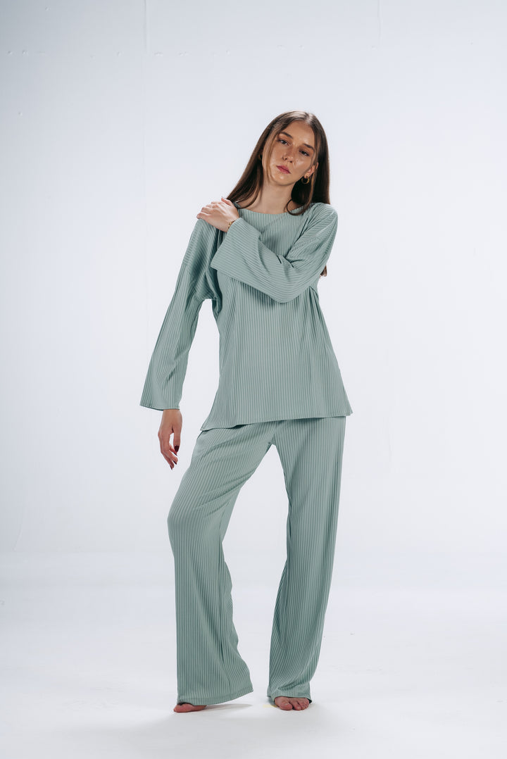 Long-Sleeve Top in Green