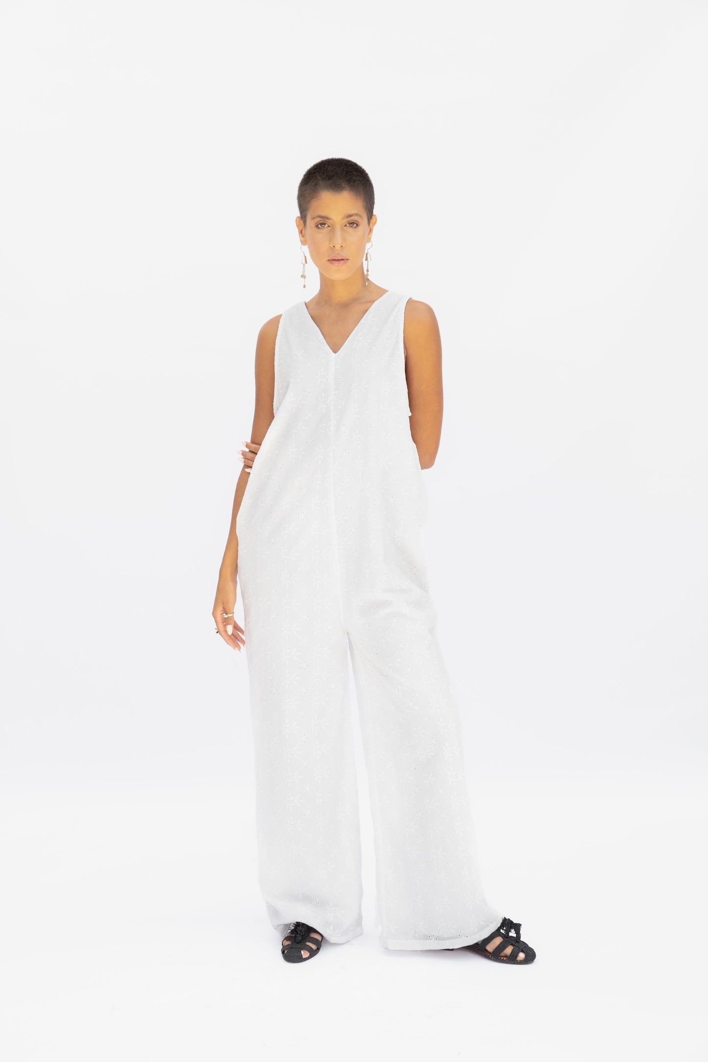 Sleeveless  V-neck  jumpsuit, wide-leg design